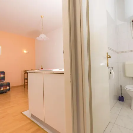 Apartmán Masteli - One Bedroom With Balcony And Sea View Br 1 Trogir